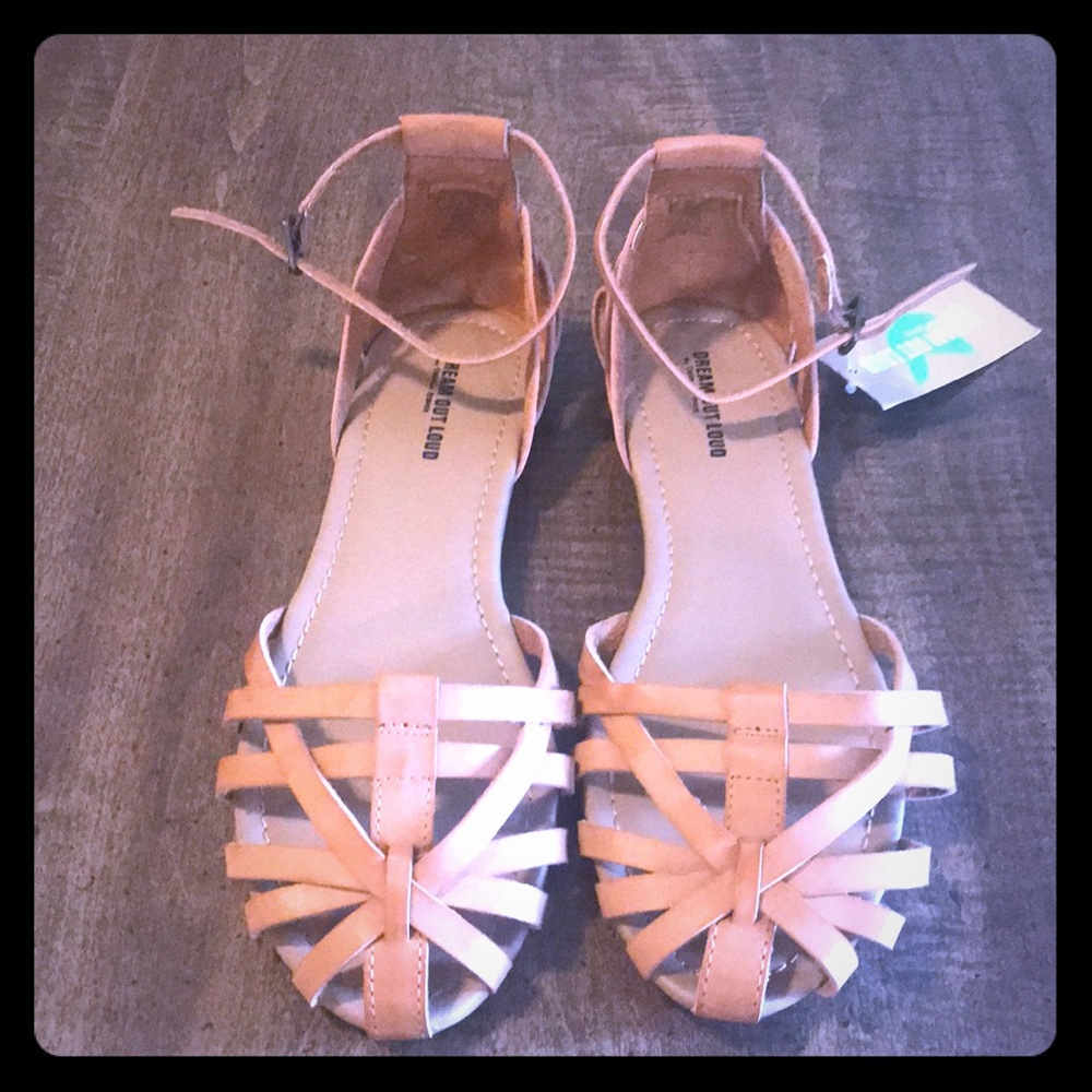 Camel sandals NWT size 9.5